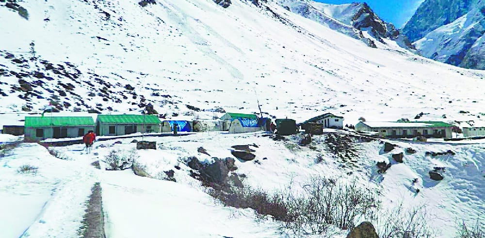 Wasted way in Lucknow, Malpa and Najang Fall