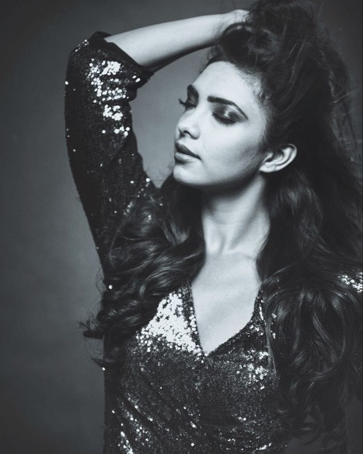 pooja banerjee will soon seen in negative role in chandra nandani