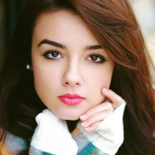 Make your eyes beautiful with contact lens but before that just peep into these tips 