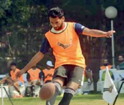 lucknow footballer arshad khan will attend american football league in america