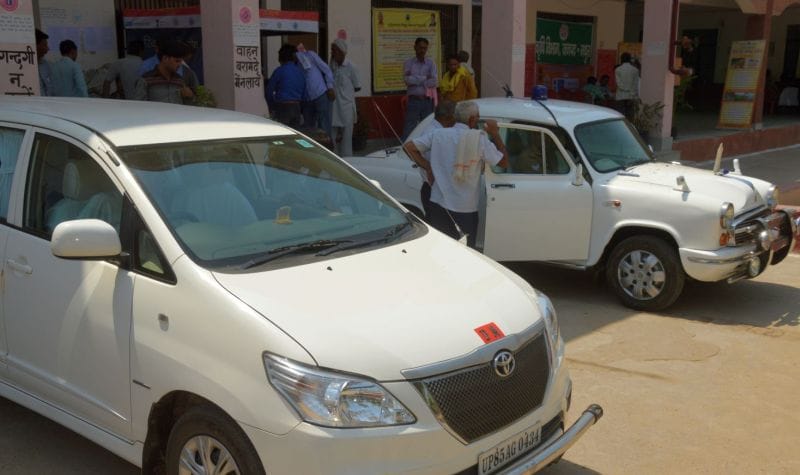 Officer stil now leaving vip culture in mathura