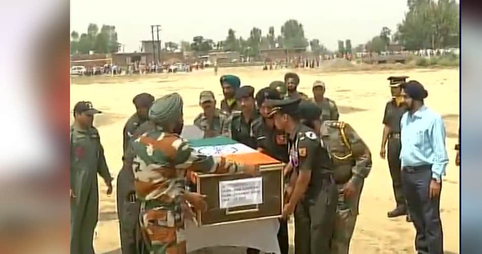 JCO paramjit singh dead body reached at home, martyred in ceasefire violation in poonch 