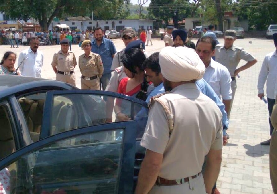 Three Dead Bodies Found in A Car at Ponta, live photos.