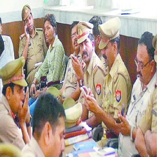 See these EXCLUSIVE photos of the day of Tahsil, lieutenant officers in the phone