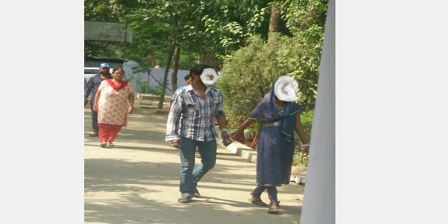 Lover duo reached police station by taking intoxicant substance, said- we want to get married 