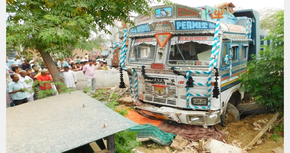 horreble accident at charkhi dadri in haryana