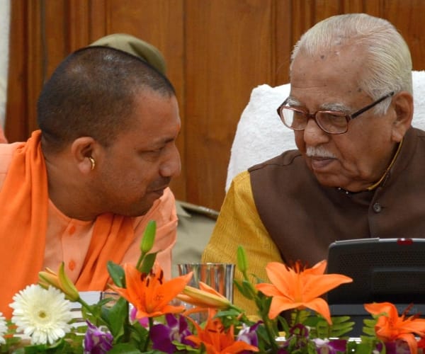 chief minister adityanath addressed to party leaders in UP assembly.
