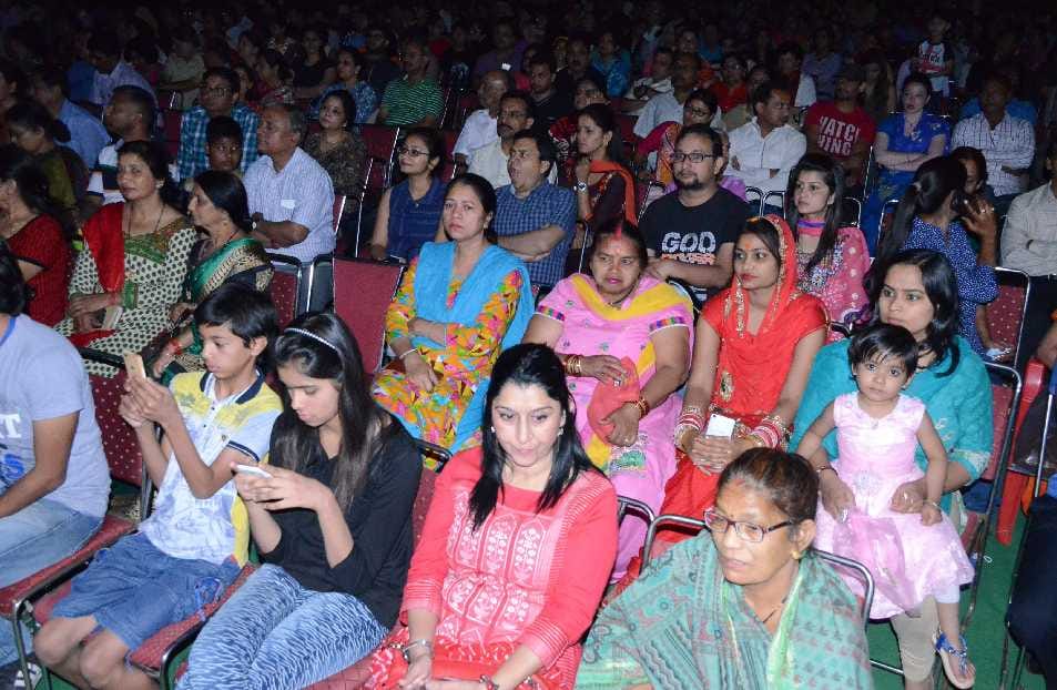 dona ganguly presented odissi dance in virasat