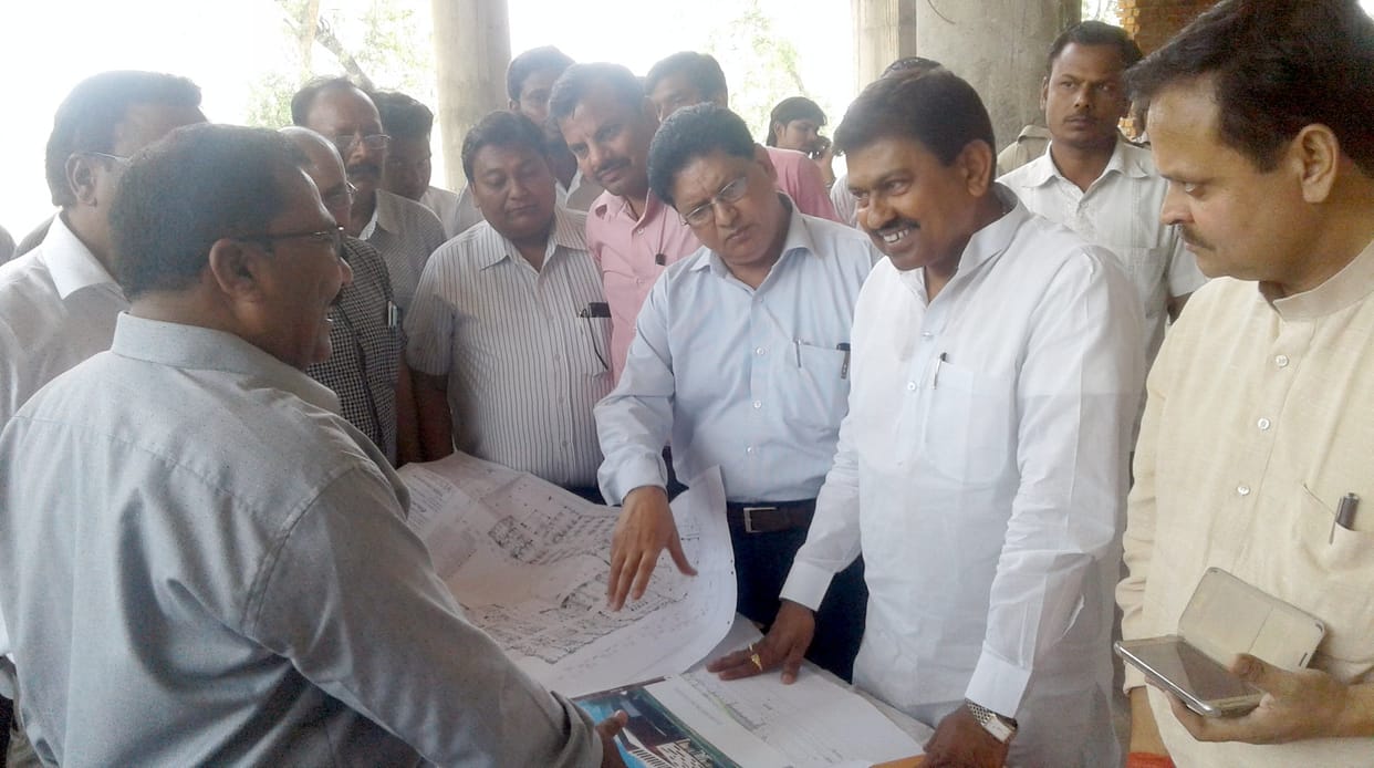 MPs observe child and women's health clinic
