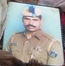 family of martyr is ignored in firozabad