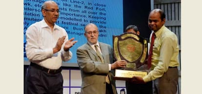 metro day and award distribution in delhi