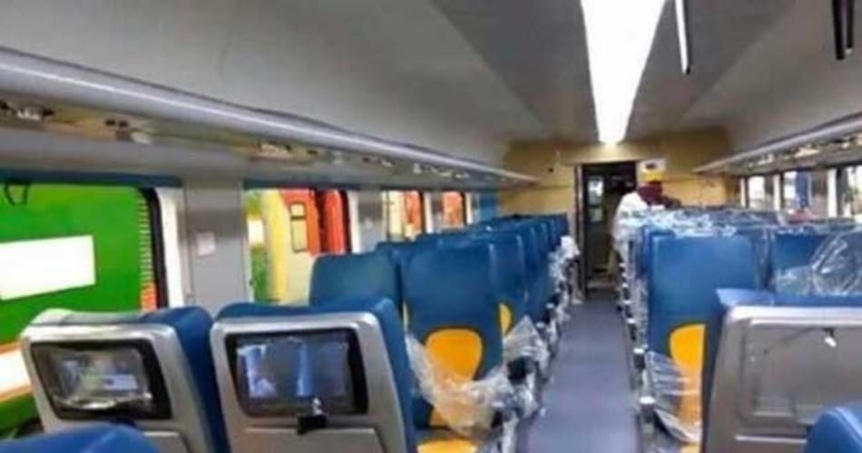 indian first luxriest train tejas first look