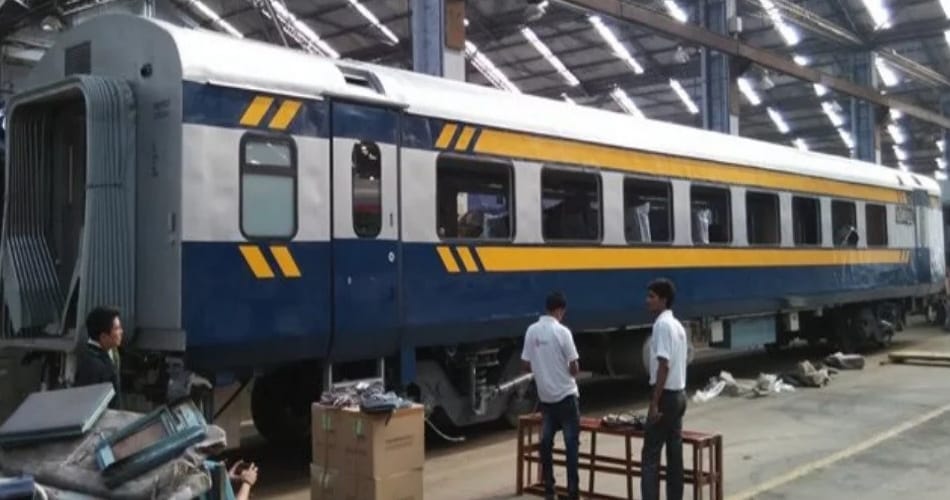 indian railway going to run luxury train tejas express, services and look like a plane