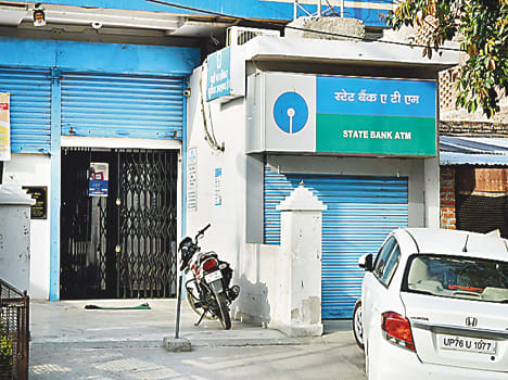 cash crisis in banks not ending