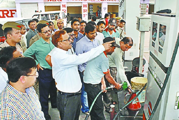 Raiding on the petrol pumps