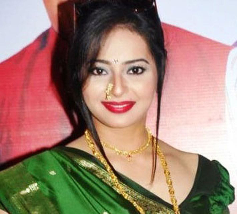 adult film actress monica castelino new entry in kapil sharma show