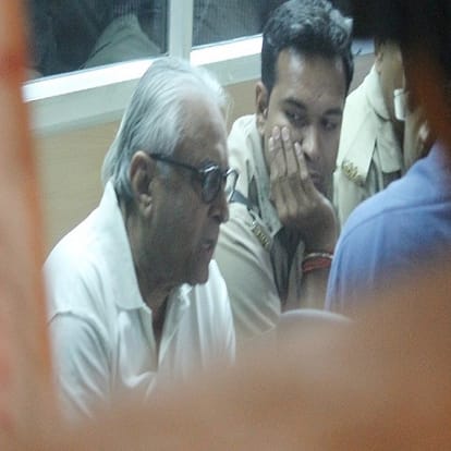 ... when the shooter becomes prashant Hunter, read the full story at a glance