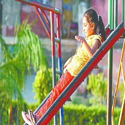 Looking at these pictures of the parks, you too will be happy, look sure