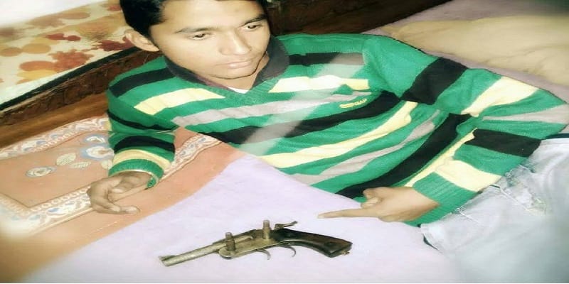 Shekhar plays the accused with murder, photo happened viral