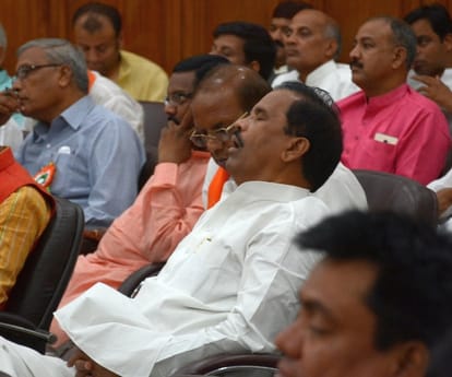 prakash javdekar addresses BJP MLAs in Lucknow.