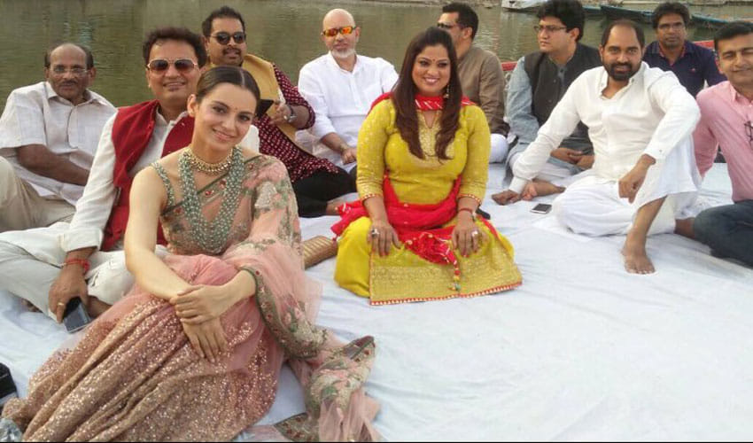 Kangana Tanaut Launch 20 Feet Long Poster Of Film 'Manikarnika' In Varanasi
