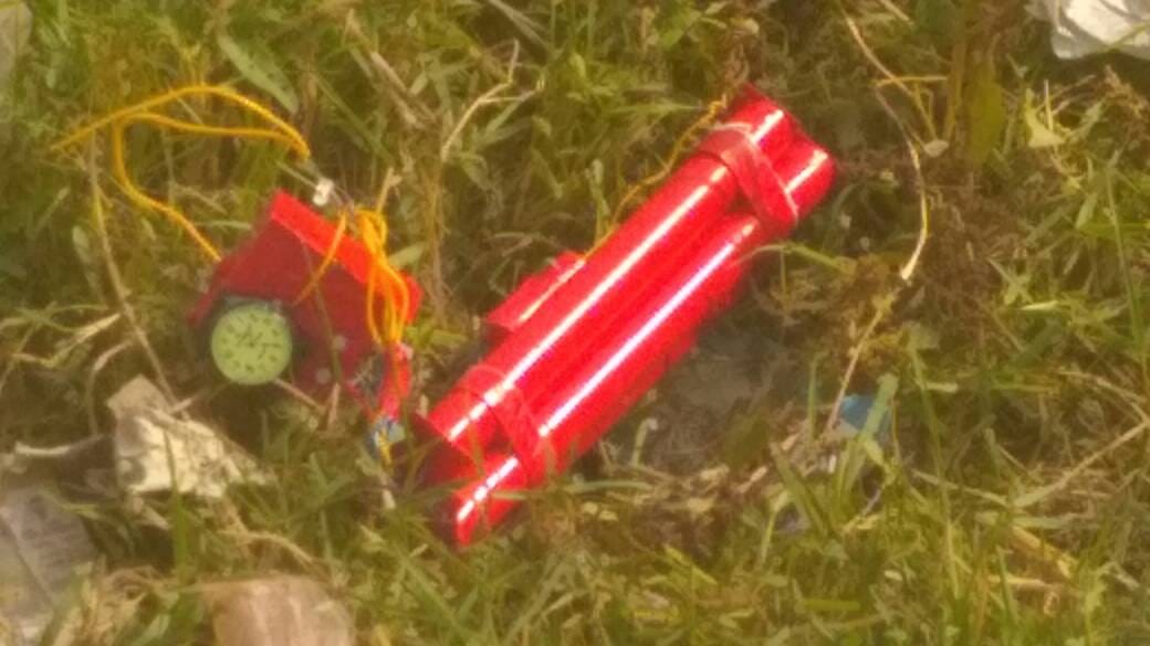 Ransom sought to threaten time bomb at home