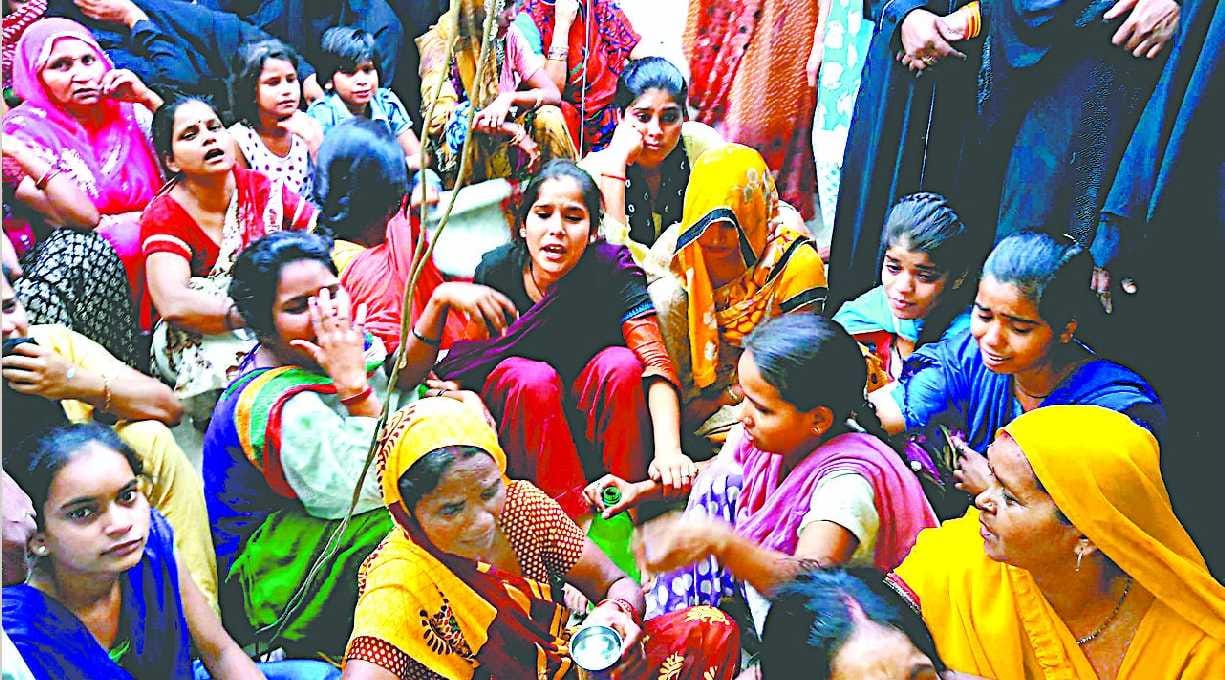 Fired in happiness, death on the spot of 12-year-old boy