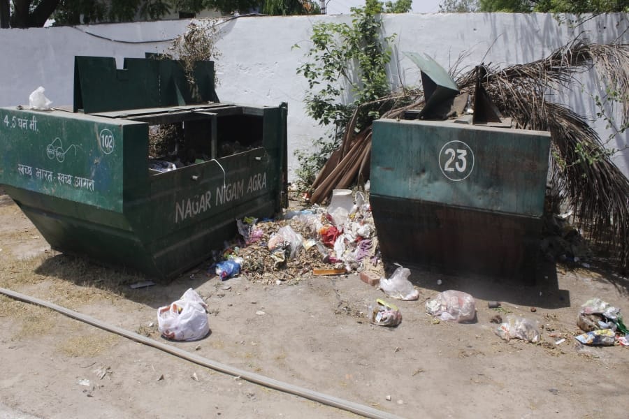 न कचरे का निस्तारण, न किसानों को मिल रही खाद