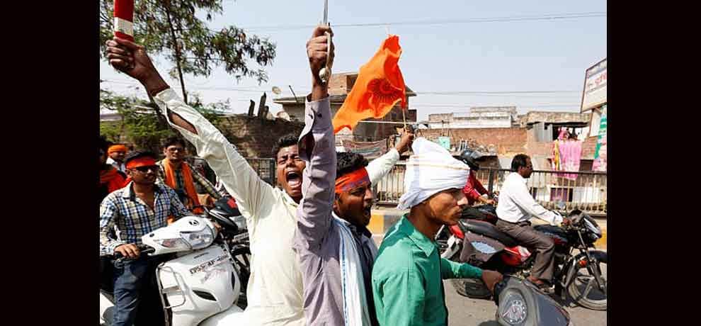 yogi's hindu yuva vahini allegedly  killed a muslim man and tension evolved in bulandshahr in pahasu