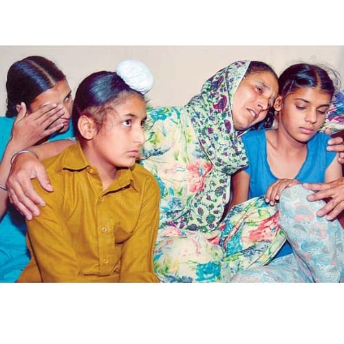 IAS officer Yunus Khan and IPS officer Anjum Ara adopted daughter of  Tarantaran Martyr Paramjeet 