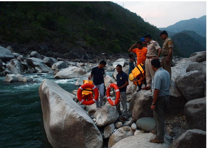youth flooded in river