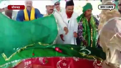 CROWED IN VIJAYGARH FORT FOR SALANA URS IN SOBHADRA