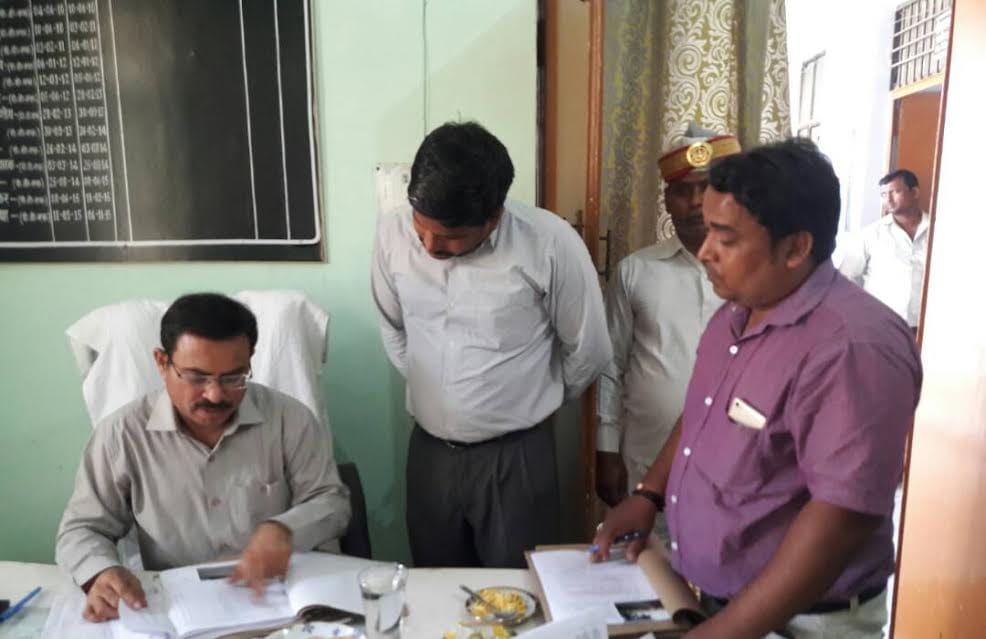 50 workers absconding in inspection