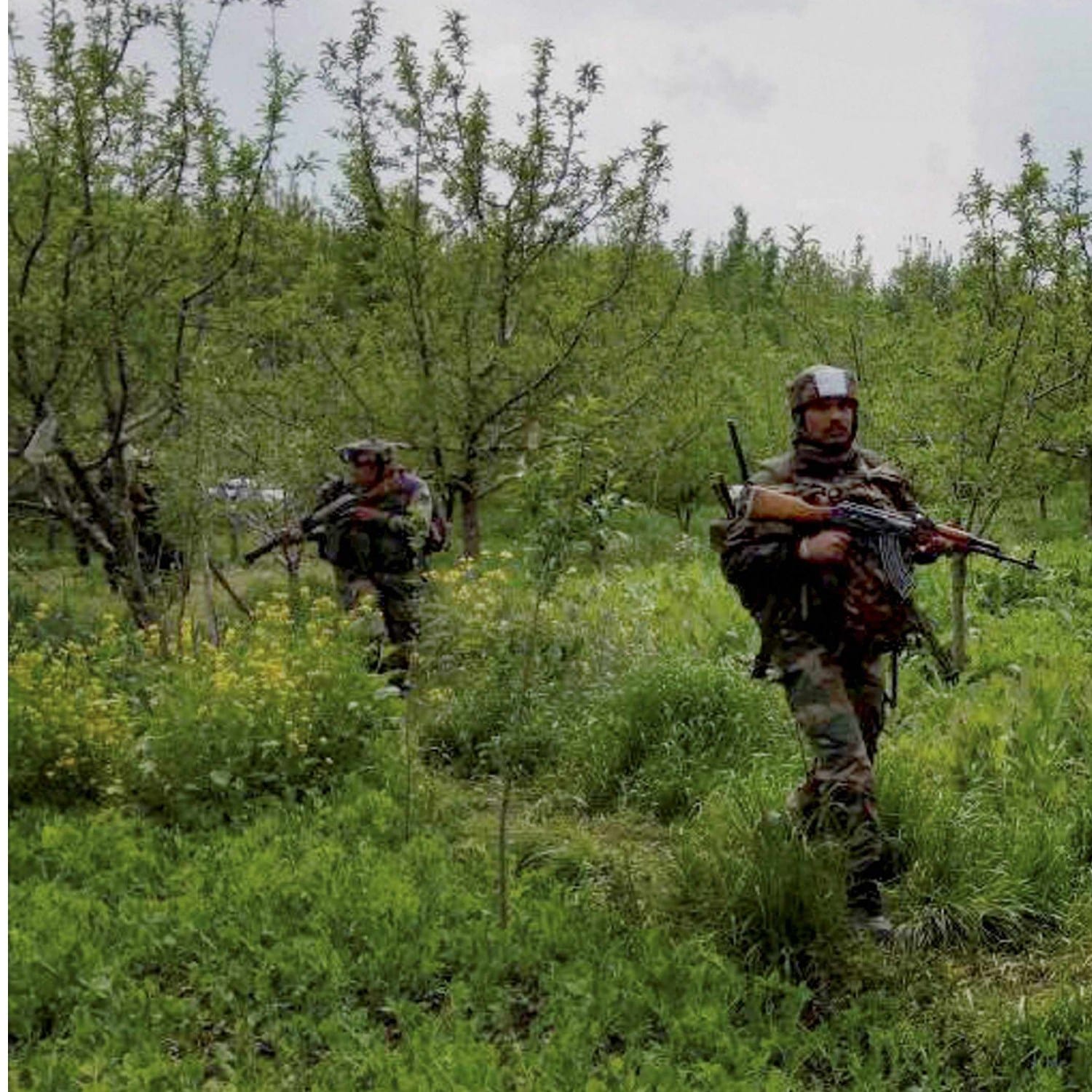 Security forces cordoned off more than 20 villages of Shopian 