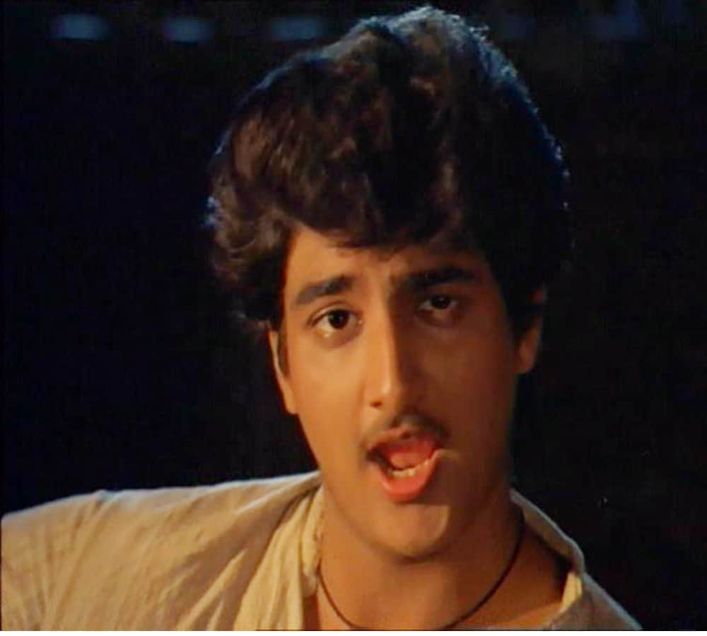 Manoj Kumar son kunal goswami loses Rs 9000 to online fraud