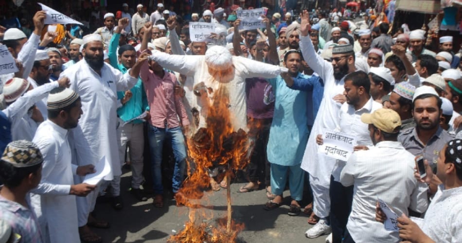 muslim people protest against pakistan outside jama masjid at ludhiana of punjab