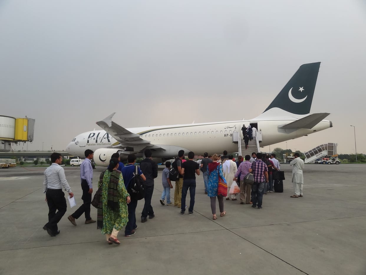 Pakistan Airlines has been suspended till Thursday Night, Trouble for thousand of Passengers