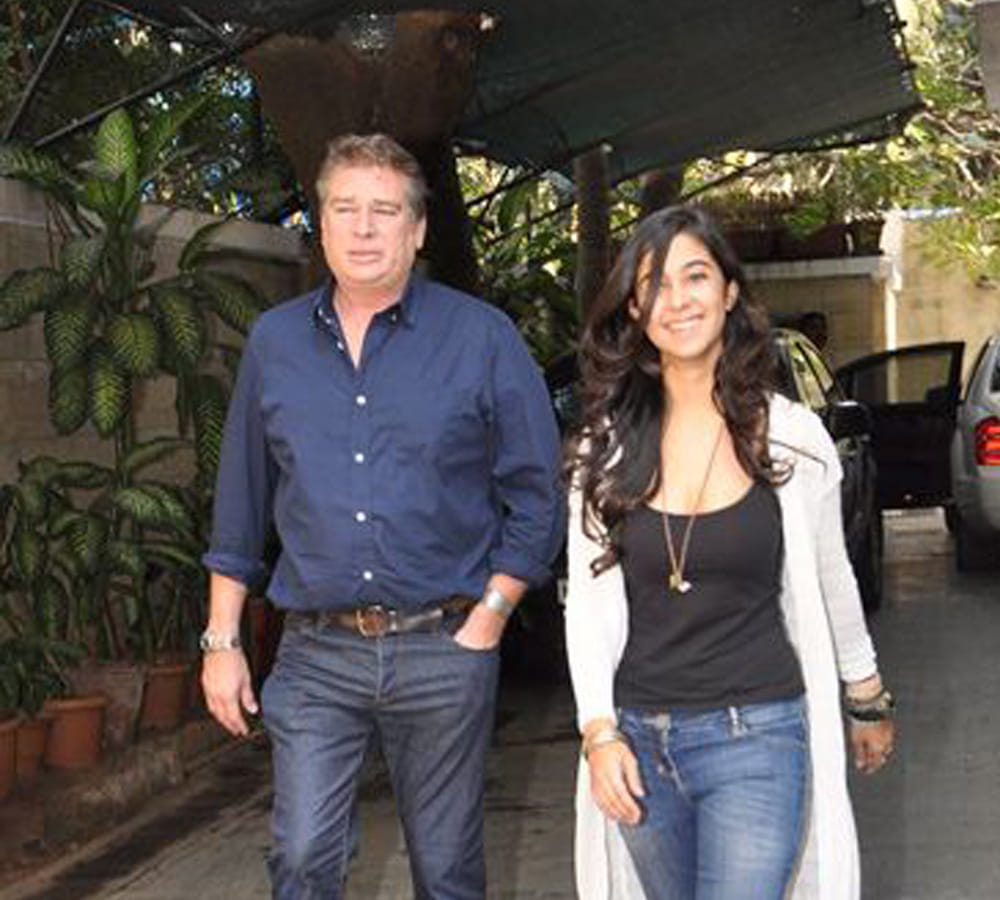 Meet Shashi Kapoor's grand daughter, Karan Kapoor's daughter Aliya Kapoor, Sara and Jhanvi fail