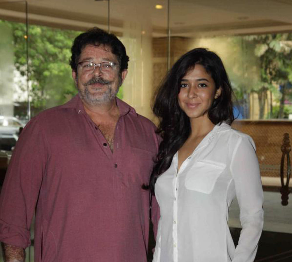 Meet Shashi Kapoor's grand daughter, Karan Kapoor's daughter Aliya Kapoor, Sara and Jhanvi fail