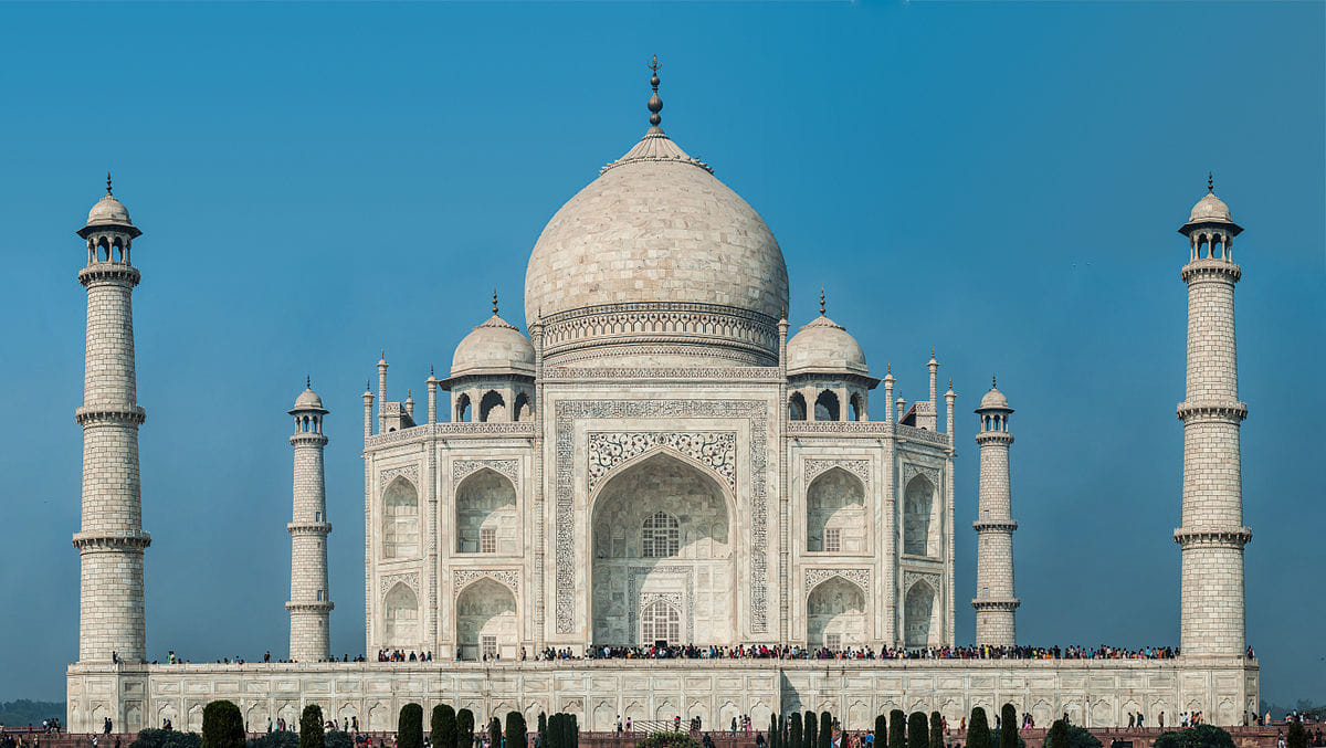 closed gate of tajmahal give way to rumors