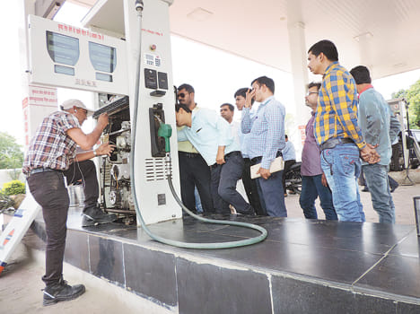 SP leader's petrol pumps in Cuttack, one unit siege
