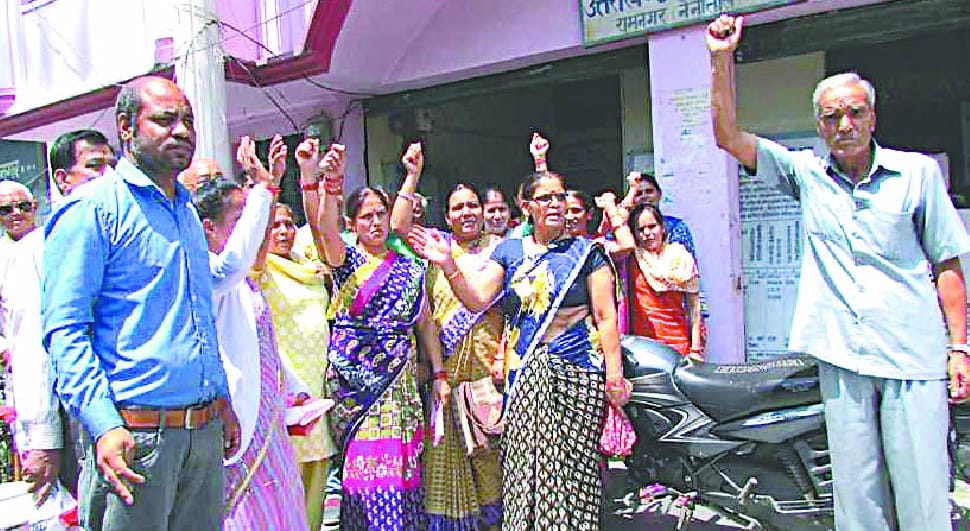 Villagers of Kania water bodies