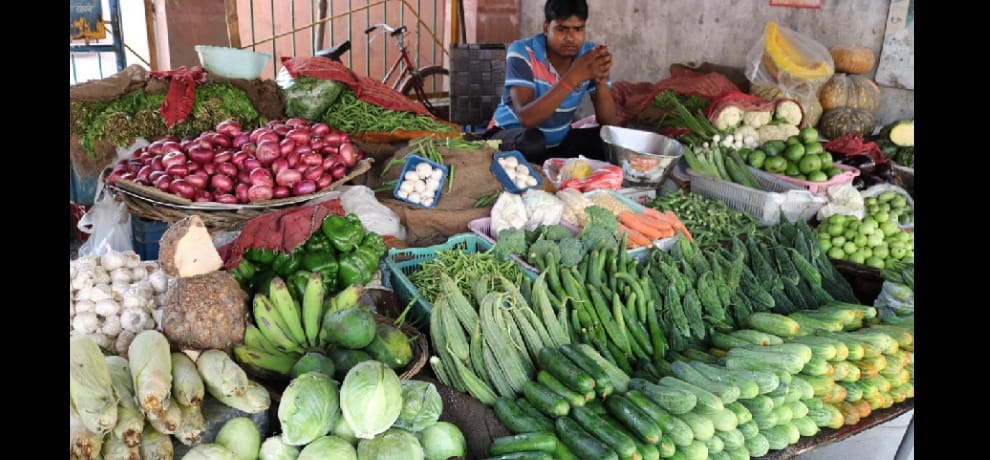 price of vegetables are increasing day by day creating trouble for people pocket