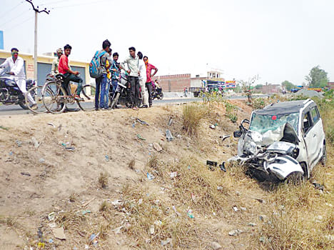 Cousin deaths in DCM-car collision, two serious