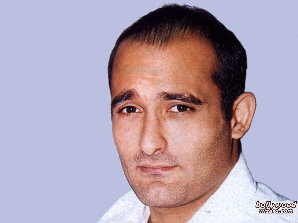 akshaye khanna birthday special know interesting facts actor net worth and why he never got married Taal Race