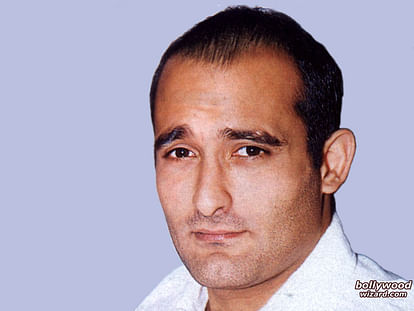 akshaye khanna birthday special know interesting facts actor net worth and why he never got married Taal Race