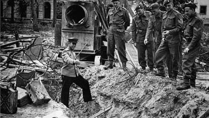 adolf hitler married, party again shot