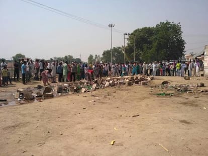 Women of village took action and shut a liquor shop