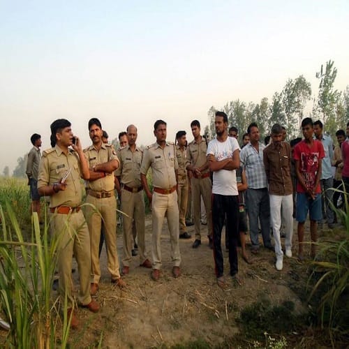 Music on the field of Mon, on Gokshi, people of Hindu organization did incursion, tension