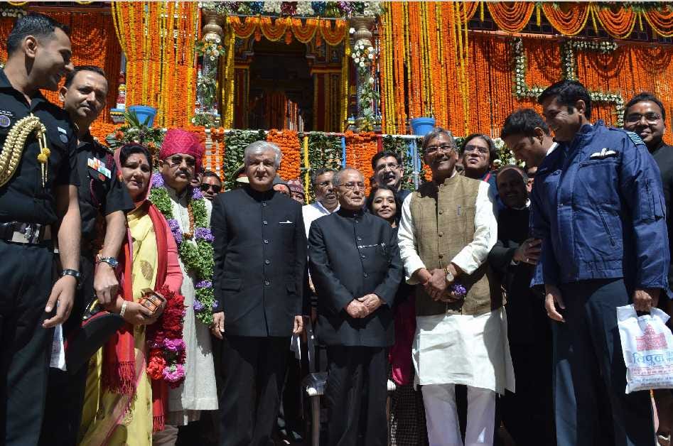 President Pranab mukherjee liked garhwali gift in badrinath